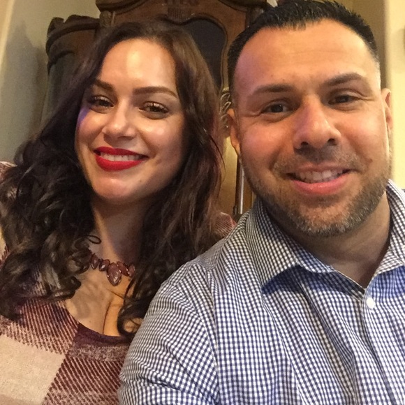 Melissa, mother of 2 human babies and 2 fur babies - Picture 3 of 8